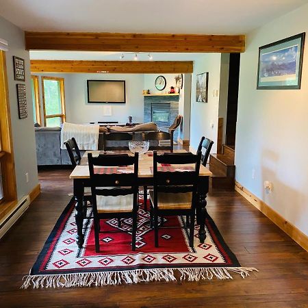 Journey'S End - 2 Bed 1 Bath Suite غولدن المظهر الخارجي الصورة